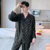 Mens Designer Pajamas for Men Nightwear Long Sleeve Sleep Tops Trousers Thin Ice Silk Pajamas Men Sleepwear Set Pijama Set